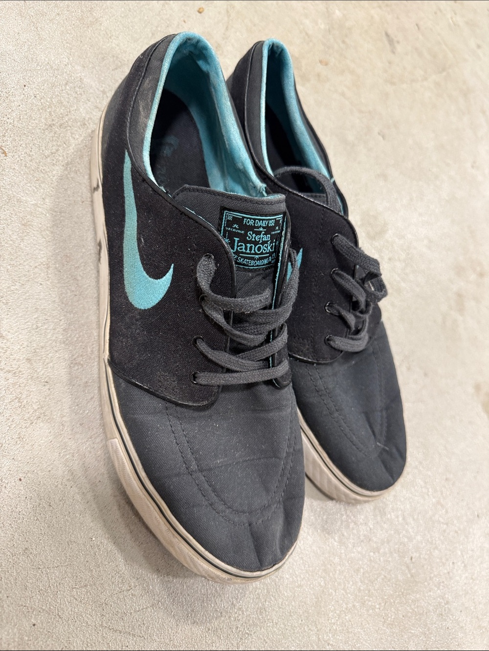 Nike Stefan Janoski Black with Teal Accent Skate Shoes